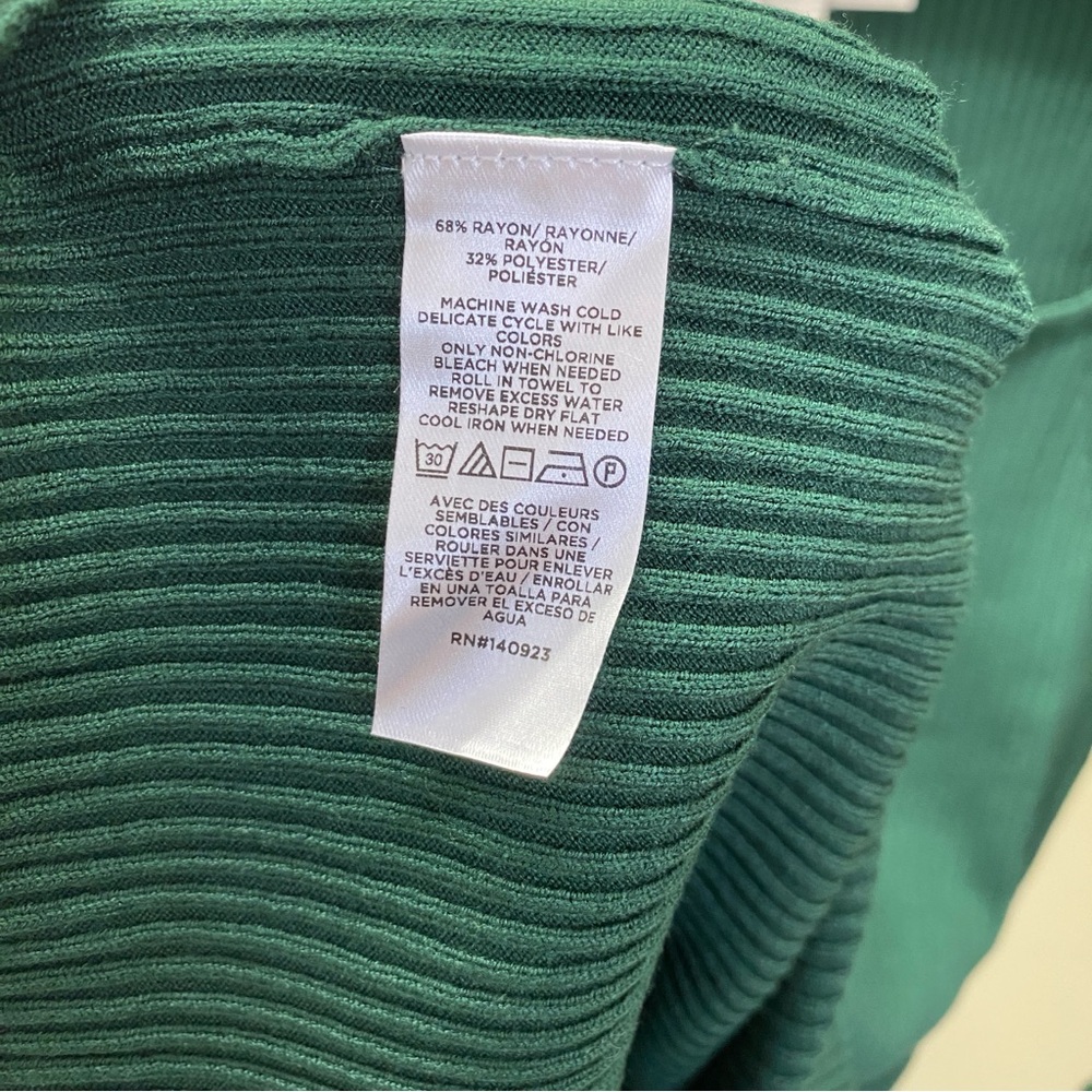Emerald Ribbed Sweater - Picture 4 of 4